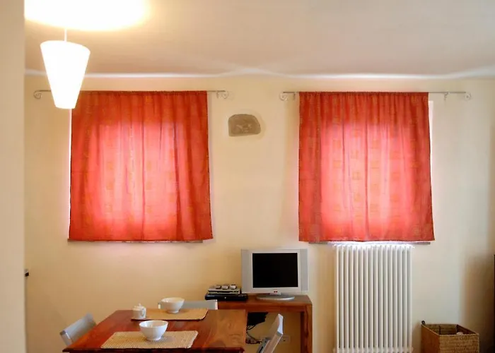 Borgo Pianello Country Resort Aparthotel Lizzano In Belvedere