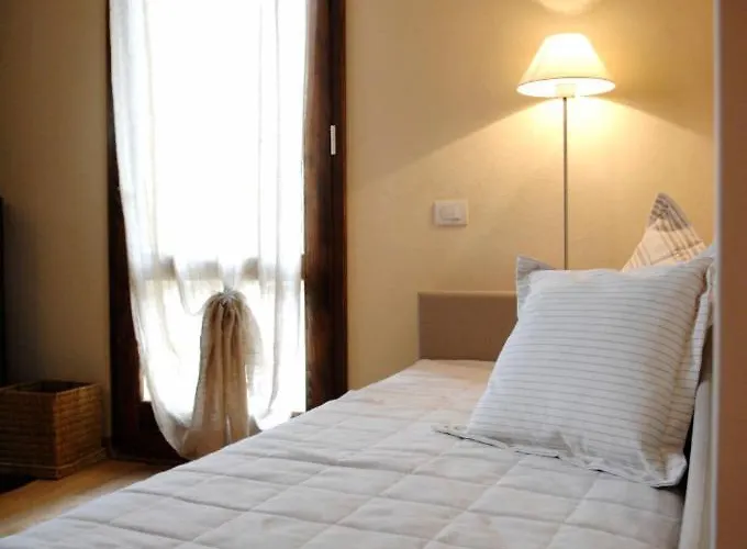 Aparthotel Borgo Pianello Country Resort Lizzano In Belvedere