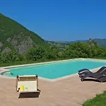 Borgo Pianello Country Resort מלון דירות 4*