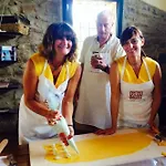מלון דירות Borgo Pianello Country Resort 4*