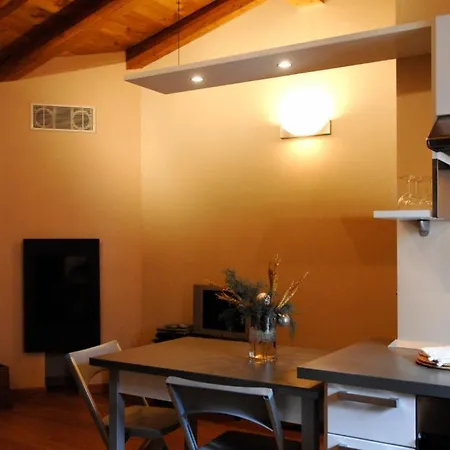 Borgo Pianello And Winery Aparthotel Lizzano In Belvedere