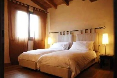 Aparthotel Borgo Pianello Country Resort