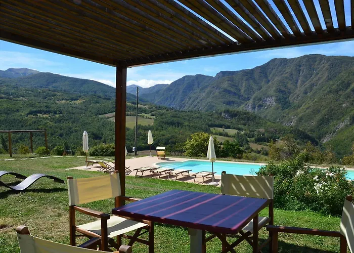 Borgo Pianello Country Resort Aparthotel 4*