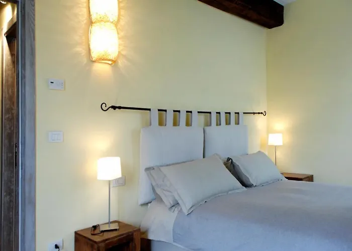 Borgo Pianello Country Resort Aparthotel Lizzano In Belvedere