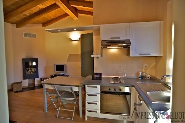 Borgo Pianello Country Resort Aparthotel Lizzano In Belvedere